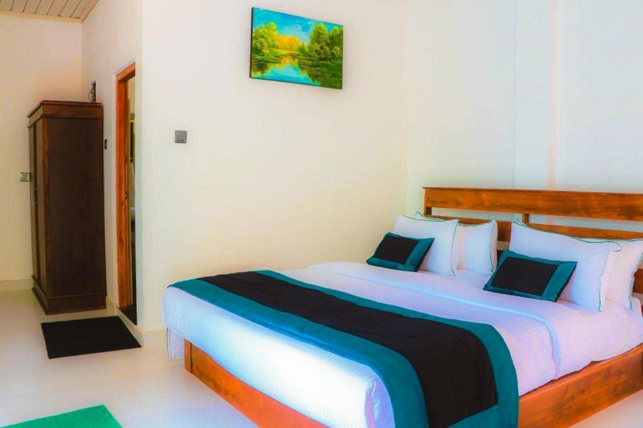 Athkandura Hotel Хабарана Экстерьер фото