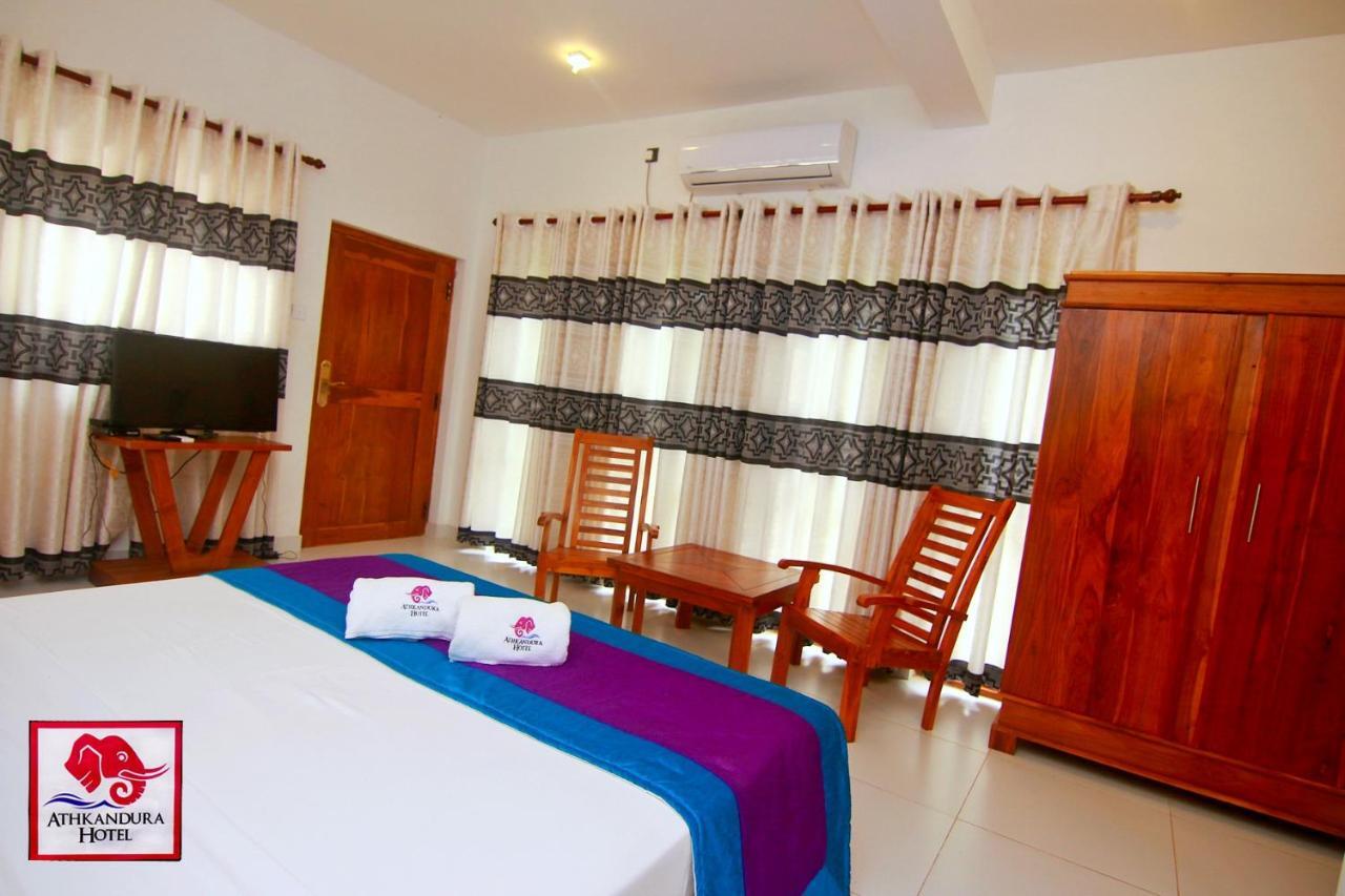 Athkandura Hotel Хабарана Экстерьер фото