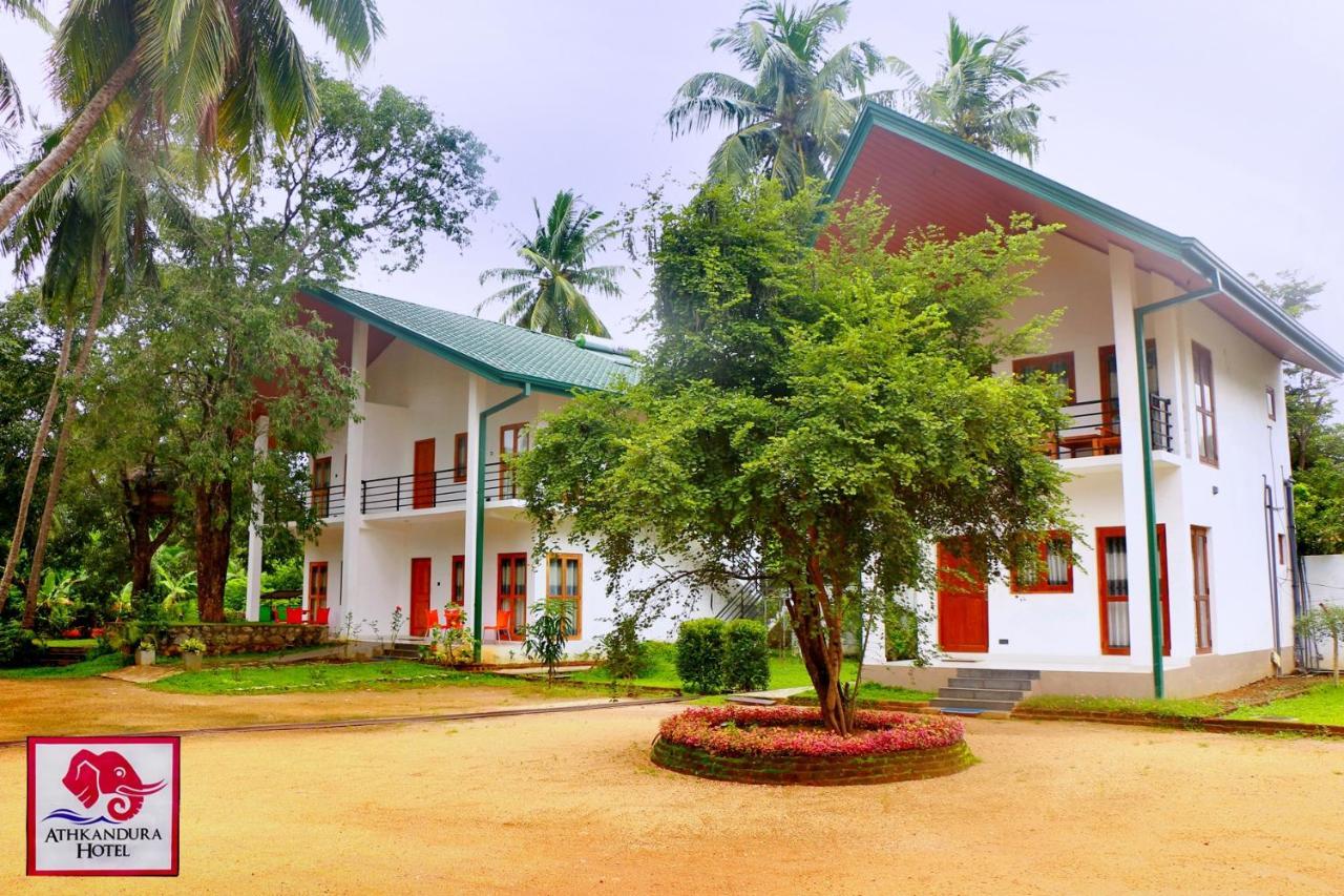 Athkandura Hotel Хабарана Экстерьер фото